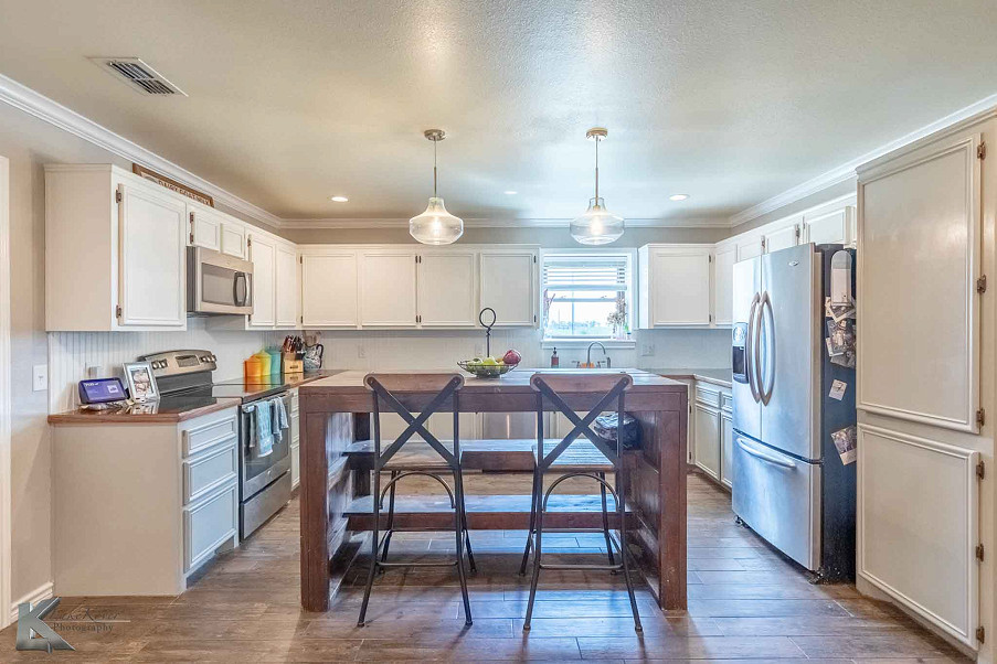 2574 CR 162, Ovalo, TX Photo