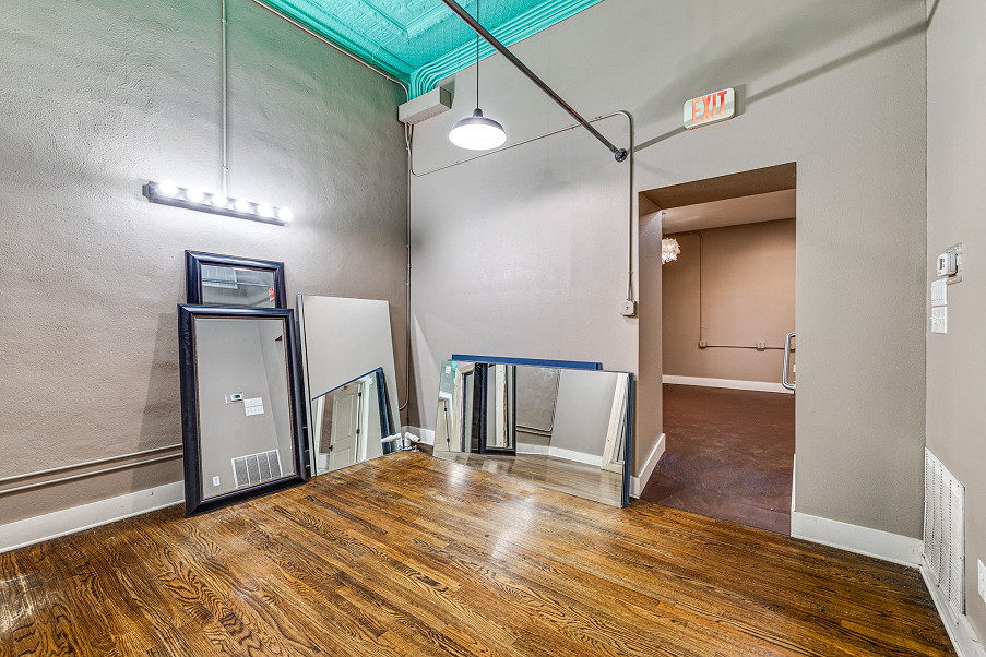 322 N Chadbourne Street Photo
