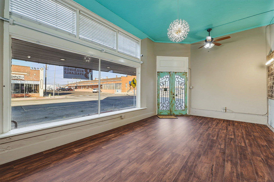318 N Chadbourne Street Photo