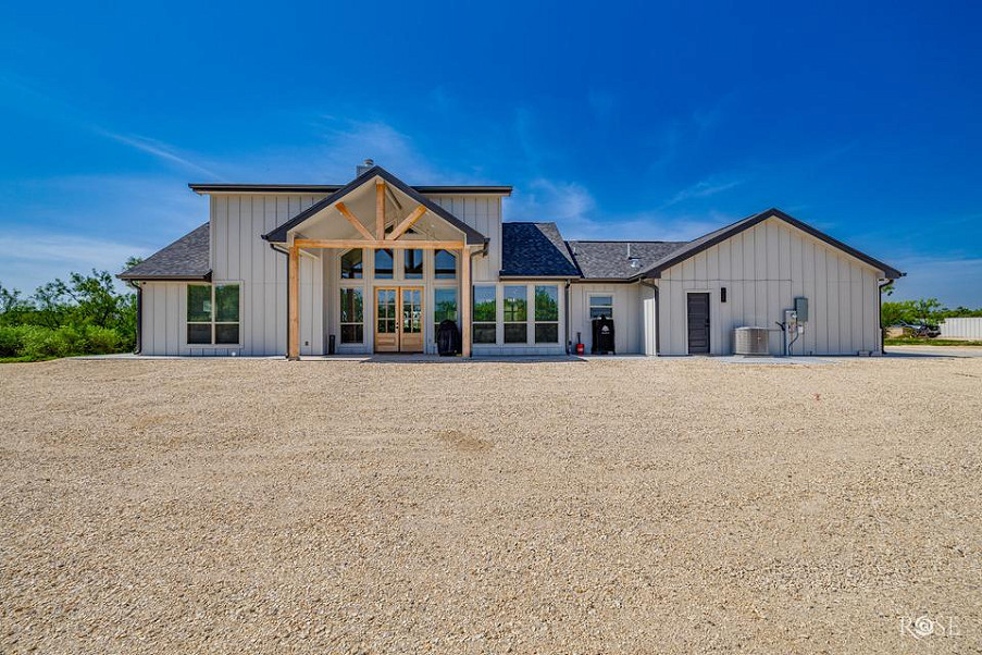 9736 Grey Wolf Lane, San Angelo, TX 76901 Photo